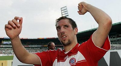 Managerul lui Bayern: 500 de milioane de euro costa Ribery! :))