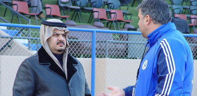 La fel ca Ceausescu - patronul lui Radoi la Al Hilal este cel mai tare academician!:)