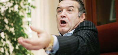 Negociez pentru 3 jucatori, doar cei tineri nu pleaca de la echipa!