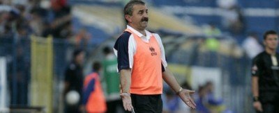 Popa ataca CFR si Steaua: Daca e lege trebuie respectata, Lacatus si Uhrin nu trebuie sa antreneze!