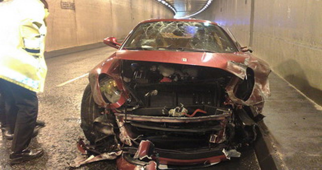 SuperPerformanta! Ronaldo a facut praf un Ferrari cumparat de doar doua zile!_1