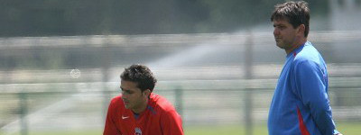 Vezi cum a fost primit Lacatus de jucatori la revenire!