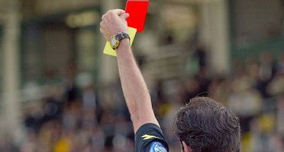 FOARTE TARE: Record in Spania: 19 jucatori eliminati intr-un singur meci!
