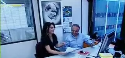 Fotbalul invadat de femei! Vezi cum arata prima femeie - comentator in Turcia!