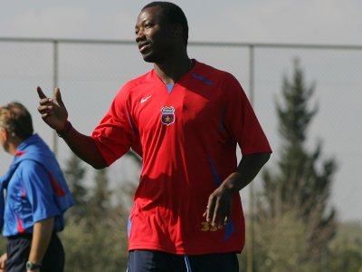Mendoza, fotbalistul anului in Peru! Il vrei la Steaua?