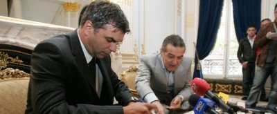 ProSport/Olaroiu sta la panda: Ii va lua locul lui Lacatus daca Steaua nu merge in UCL!