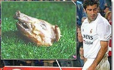 Vezi top 20 cele mai mari tradari din fotbal! Care este cea mai tare?