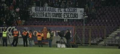 Revolta la Timisoara/Fanii: Sa plece Iancu nu Uhrin!