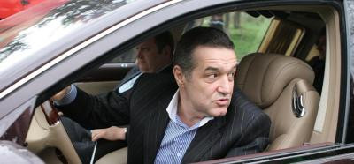 Gigi vinde tot: isi da si Maybachul? Ce urmeaza?