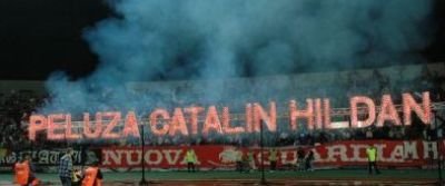 Reduceri de sarbatori: 1 leu sa stai in peluza la meciul Dinamo-Arges!