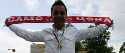F.Petre ar vrea dar n-are unde: Nu ies in cluburi in Groznai, stau mai mult in hotel!