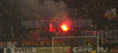 Steaua ii condamna pe ultrasi: Ne disociem de astfel de acte violente!