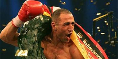 Arthur Abraham, rege la mijlocie! L-a facut KO in repriza a 6-a pe Marquez