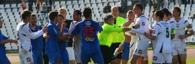 Sport extrem in Liga a II-a: Balas, la un pas sa fie batut de cei de la U Cluj