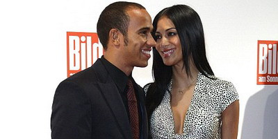 Hamilton despre iubita lui: Sunt nebun dupa ea!