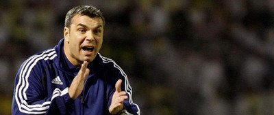 Olaroiu: Cand joci la Steaua nu ai voie sa cedezi presiunii meciului!