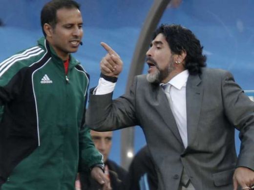 FOTO si VIDEO Spectacol marca Maradona! Concert de vuvuzele la Argentina 1-0 Nigeria!_17