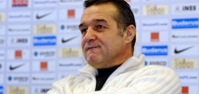Becali: "Nu s-a gasit arbitrul care sa-l fure pe Borcea si pe Dinamo!"