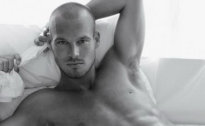 Ljungberg semneaza cu Sounders dupa ce i s-a promis ca va juca in filme!