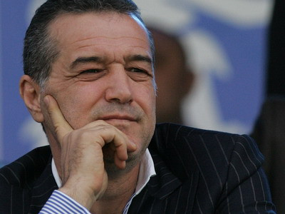 Becali: O sa premiez adversarii la sediul DNA