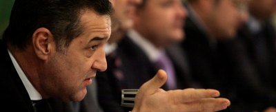 Ups! Becali a uitat sa treaca in declaratia de avere un imprumut de 12 mil. euro!