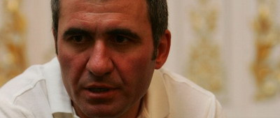 Hagi: Apararea a ingropat Steaua in meciul cu Lyon!
