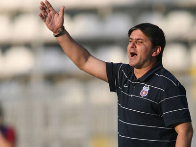 Lacatus recunoaste: Exista mici discutii legate de prime