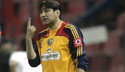 Piturca, spion de lux la Fiorentina-Steaua!