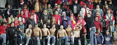 Vezi ce spun dinamovistii dupa sanctionarea clubului!