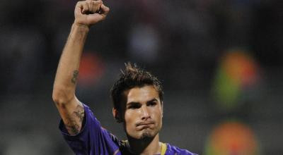 Mutu, pasa de gol: Lyon 2-2 Fiorentina