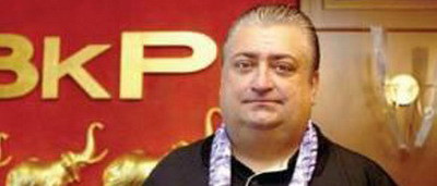 Tender e mai puternic financiar decat mine