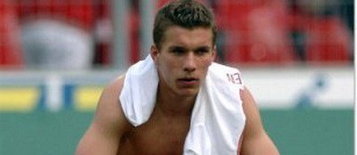 Lui Podolski ii pare rau ca si-a prelungit contractul cu Bayern