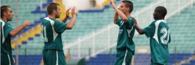 Vezi cel mai tare gol marcat din voleu!