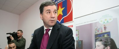 Pana astazi la 19:00 incercam sa rezolvam transferurile lui Ogararu si Semedo