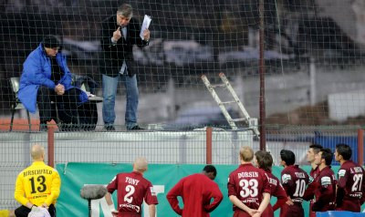 Vezi de ce a fost demis Andone de la Cluj!