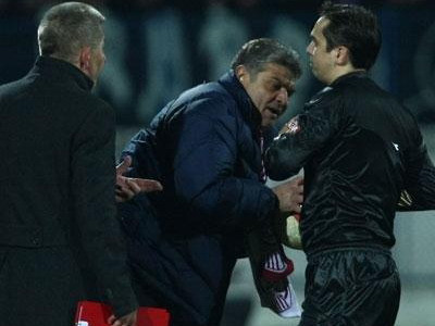 SOC! Andone a fost demis, vine Irureta!