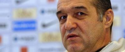 Ce face Steaua cu banii din Liga? Isi ia avion!