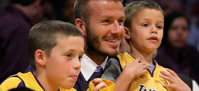 Beckham isi duce copii la inchisoare!