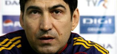 Piturca se bucura de accidentarea lui Mutu: Macar asa testez jucatori noi