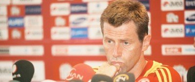 Skibbe: Ne cerem scuze pentru meciul prost din prima repriza!