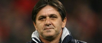 Lucescu are ce are cu Steaua!La Dinamo se cred asa curati?