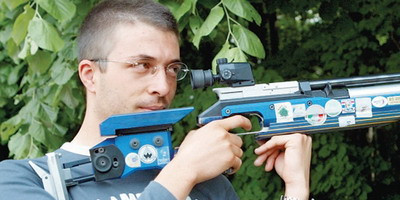 Alin Moldoveanu, pe patru la proba de pusca aer comprimat!