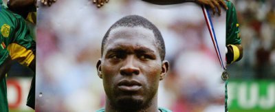 Soc: Vezi cum a murit pe teren Marc Vivien Foe!