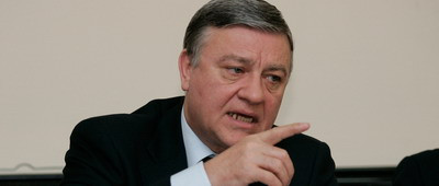 Mircea Sandu: Daca vor becalizare sa vina supusii la palat