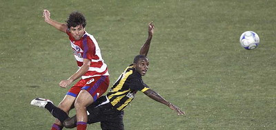 Vezi un super gol reusit de Toja sub privirile lui Beckham!