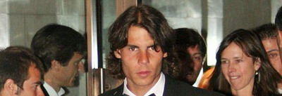 Nadal a intarziat la propria petrecere!