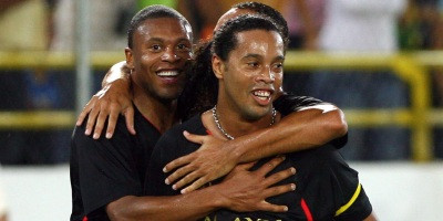 Beckham si Gullit il asteapta pe Ronaldinho la Galaxy!