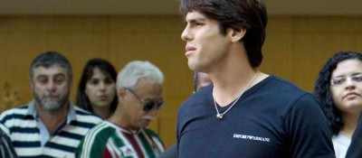 Kaka il asteapta pe Ronaldinho la Milan