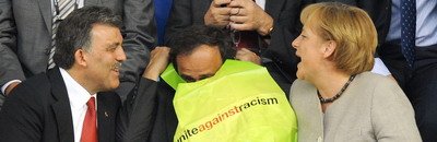 Angela Merkel si regele Juan Carlos, sefi de galerie!