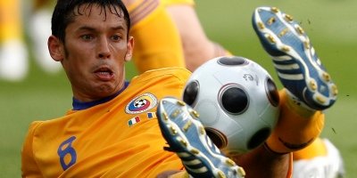 Ma deranjeaza criticii din Romania, sunt foarte multi!